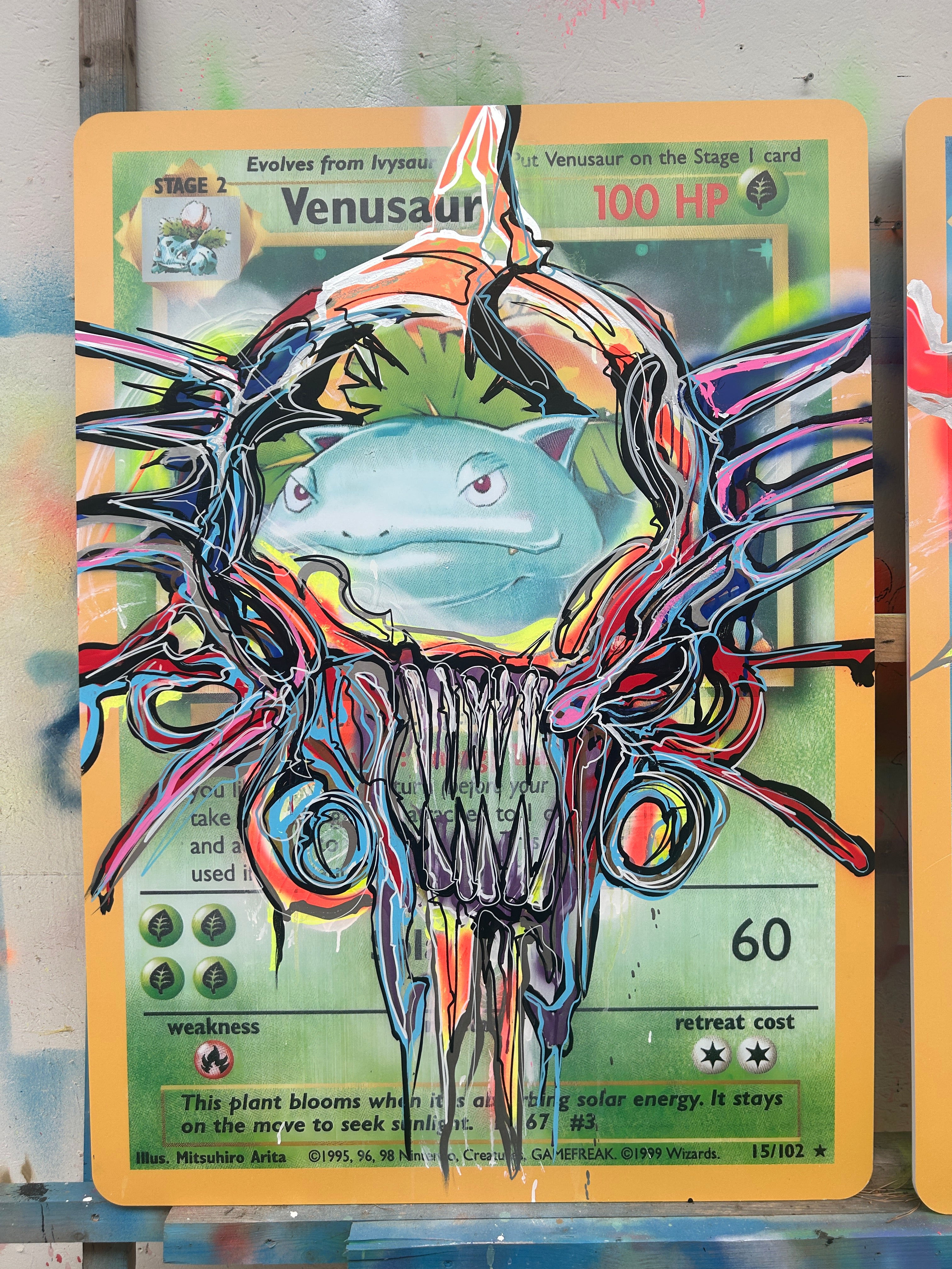 Pokemon Base set Venusaur Mega Sized 132 cm høj og 95 cm bred + exclusive akryl